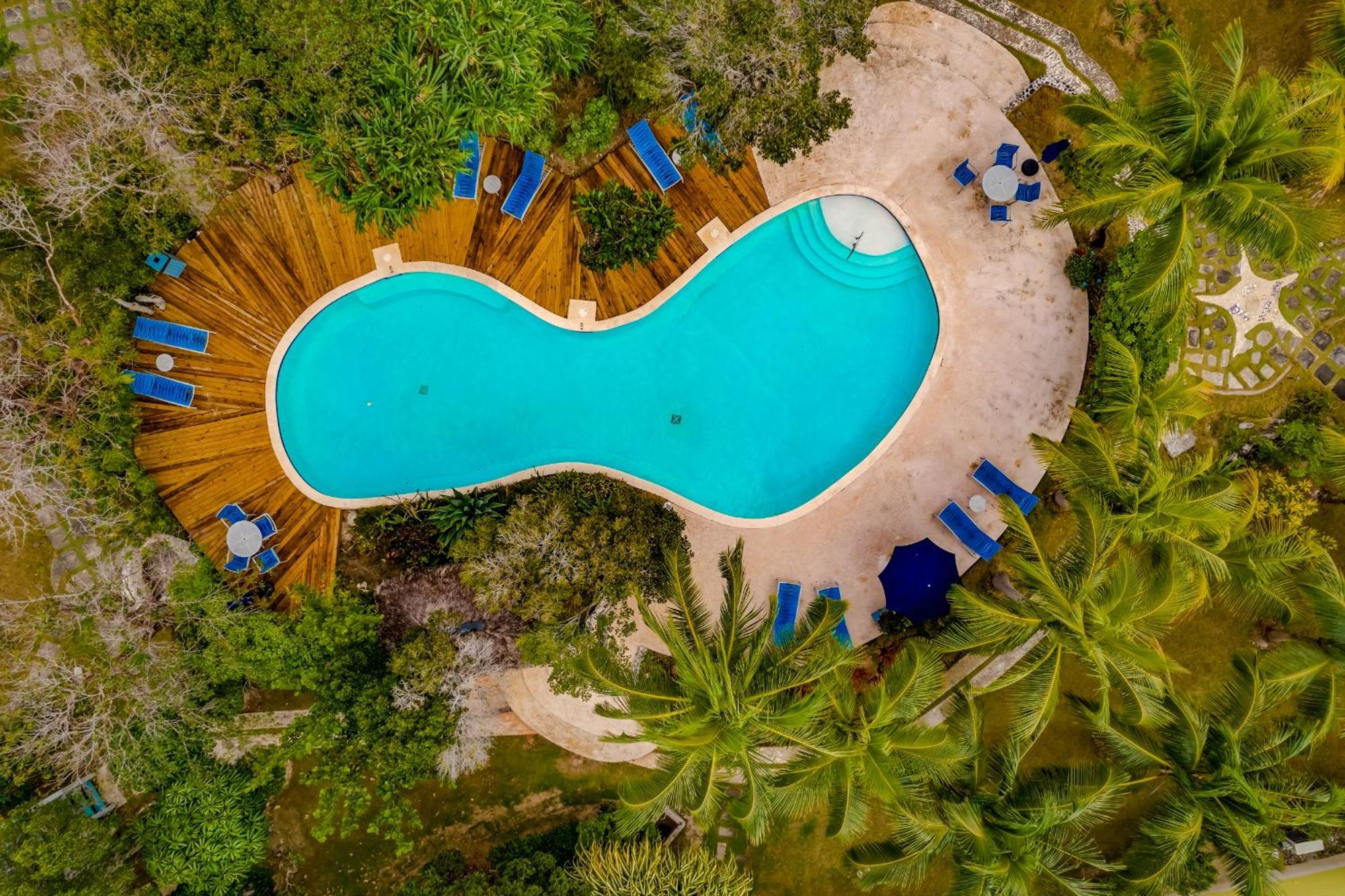 ガバナーズ・ハーバー Pineapple Fieldsアパートホテル エクステリア 写真